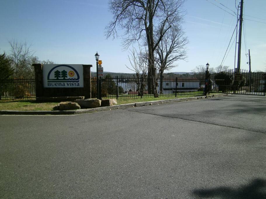 Lakefront 7 Min To Oaklawn & 10 Min To Downtown Str License #A22-0004 Χοτ Σπρινγκς Εξωτερικό φωτογραφία